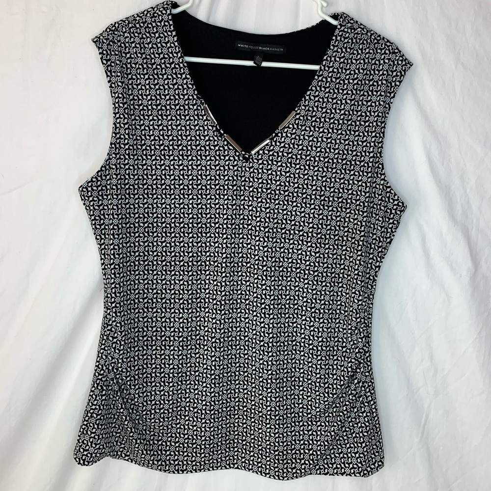 WHBM sleeveless blouse sizeL Vneck ruched sides metal neck details stretchy